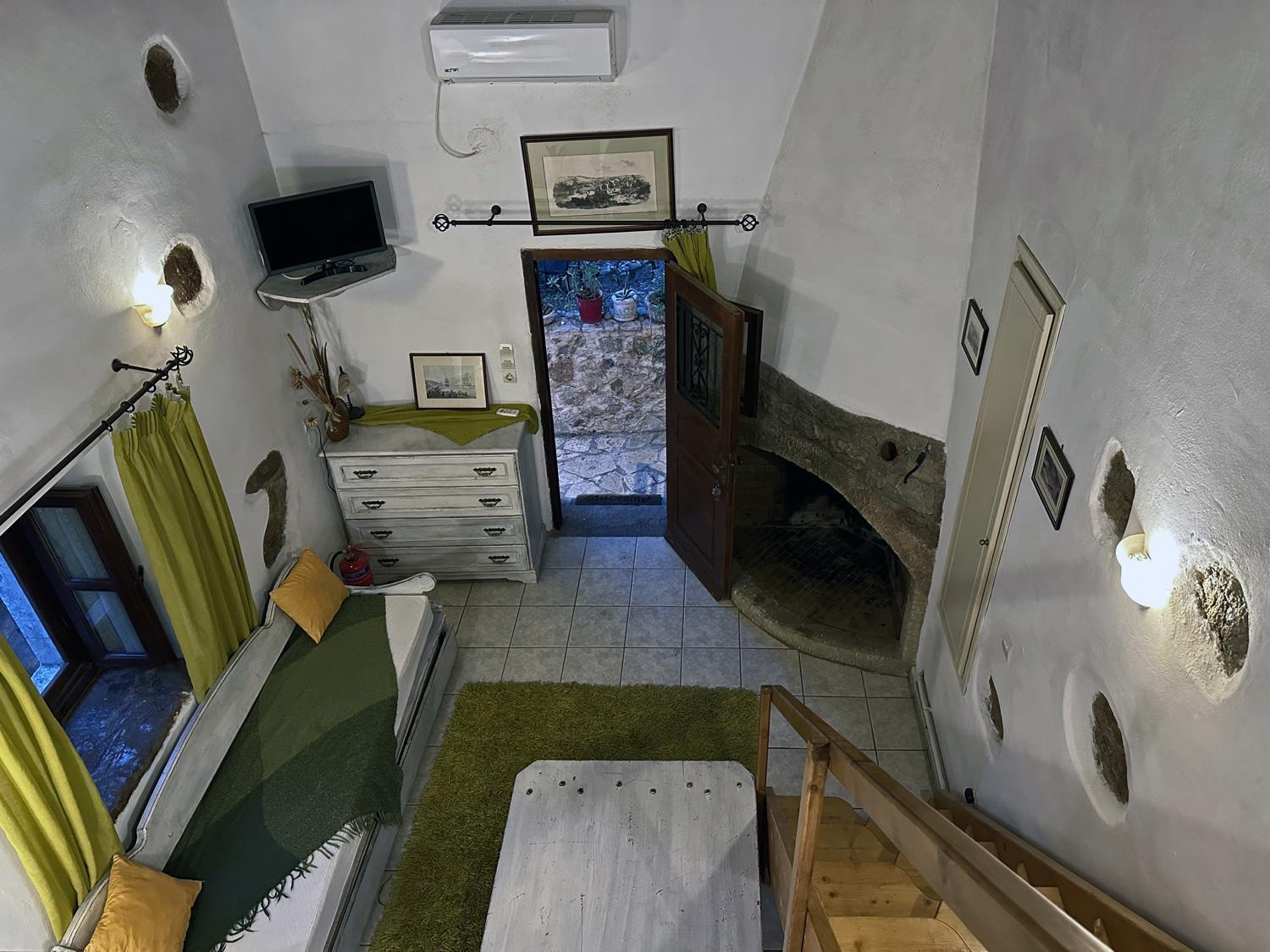 Porfyrousa Traditional Hotel Milopotamos  Exteriör bild