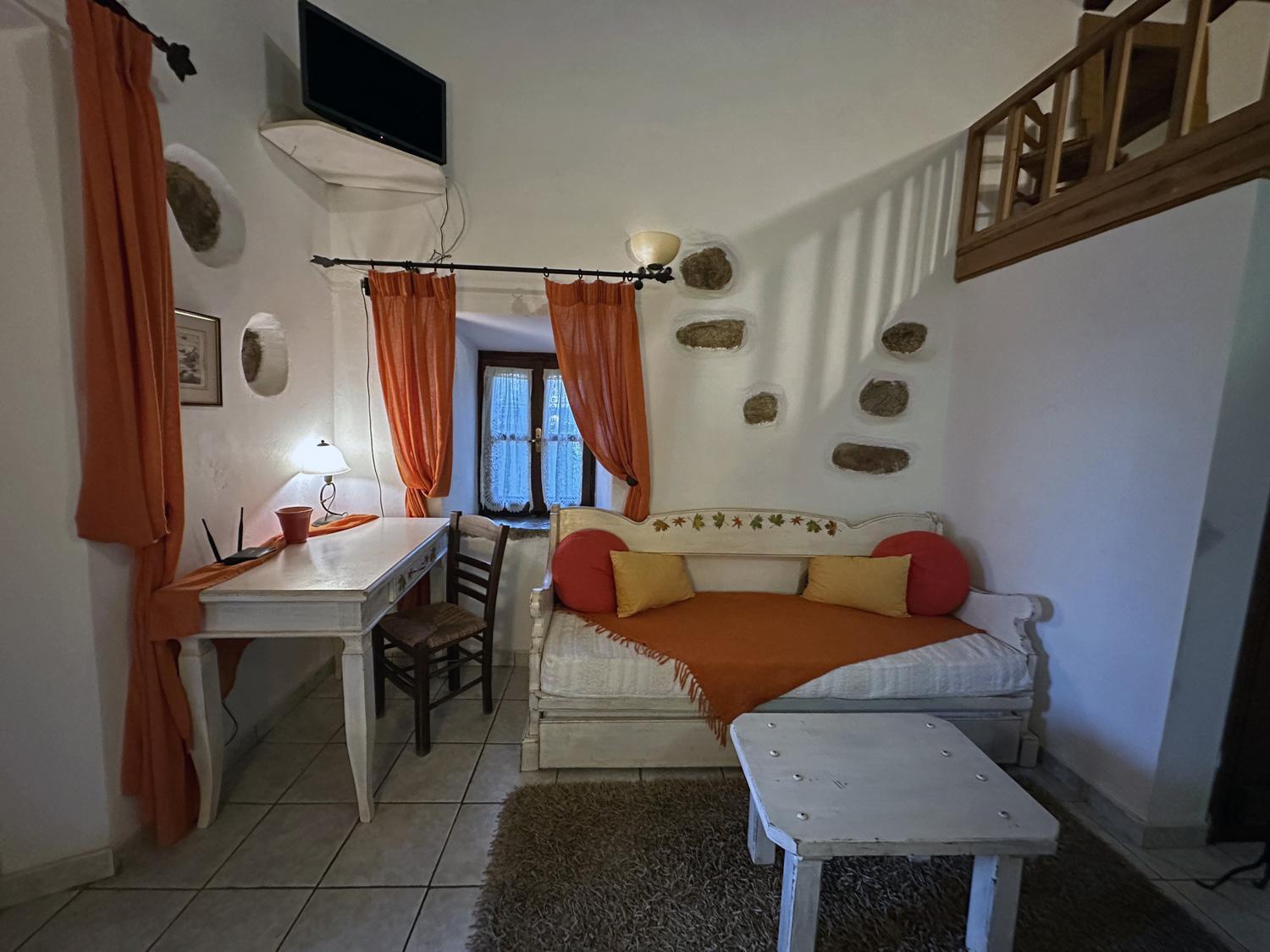 Porfyrousa Traditional Hotel Milopotamos  Exteriör bild