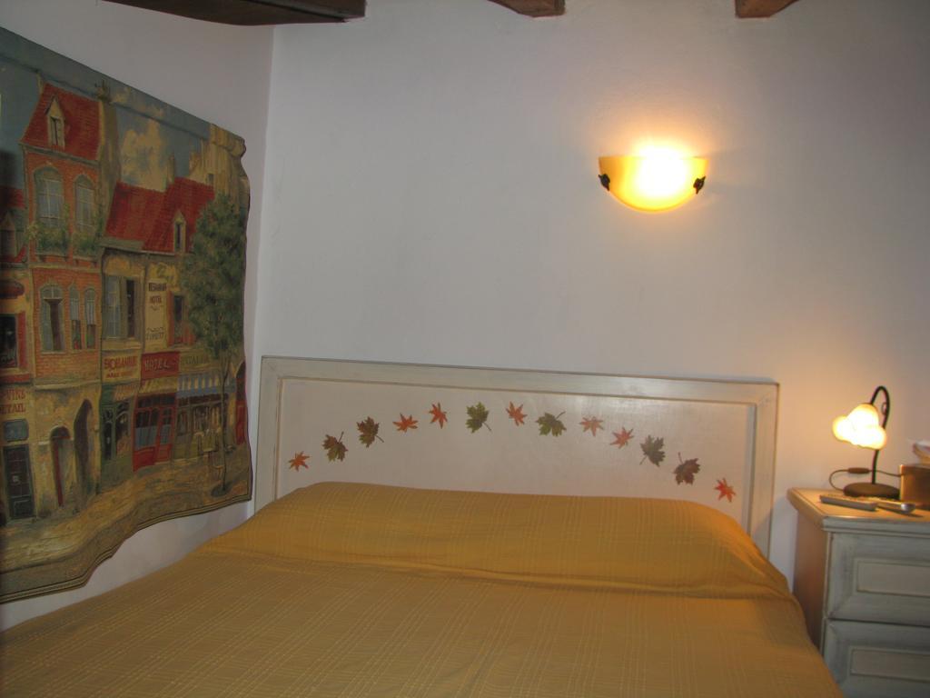 Porfyrousa Traditional Hotel Milopotamos  Exteriör bild